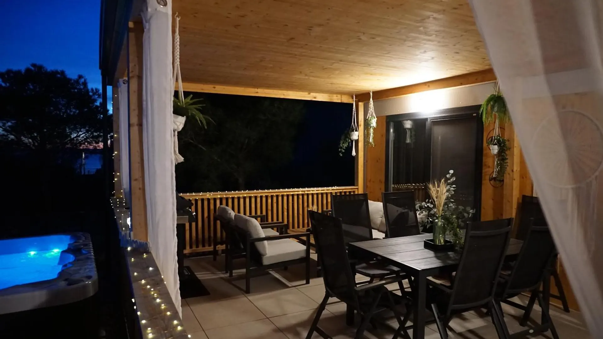 Holiday home Casa Mia With Pool And Private Jacuzzi - Barrierefrei - Premiumholidays - Pakostane