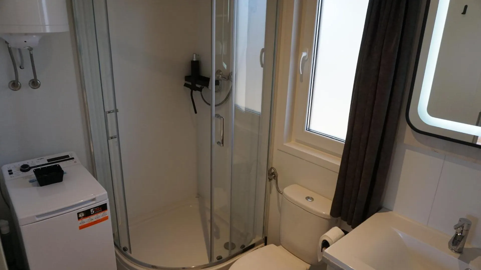 Casa Mia With Pool And Private Jacuzzi - Barrierefrei - Premiumholidays - Pakostane 0*,  Croatia