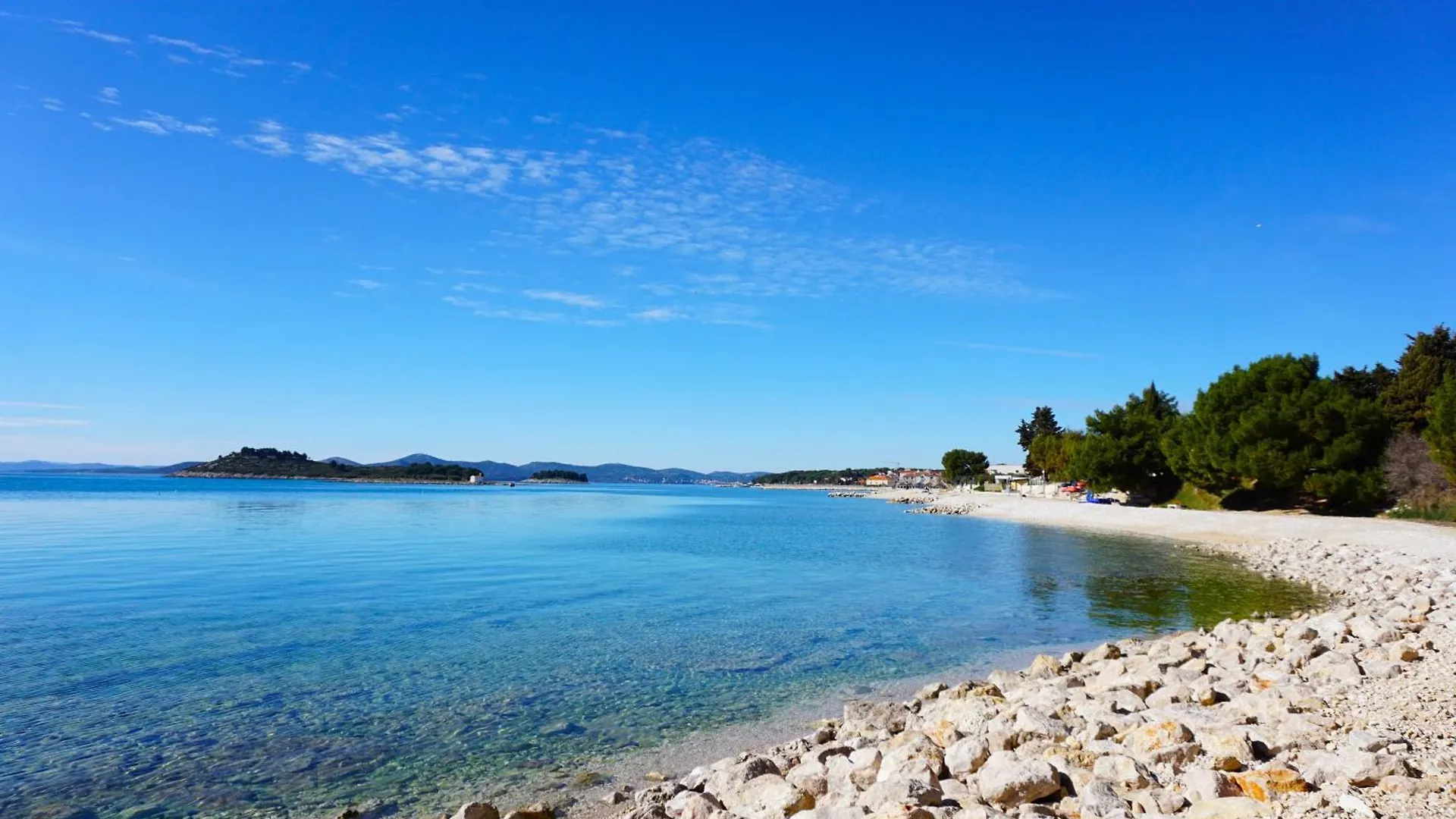 Casa Mia With Pool And Private Jacuzzi - Barrierefrei - Premiumholidays - Pakostane Croatia