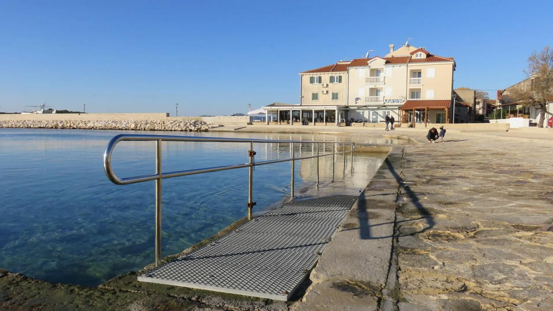 Holiday home Casa Mia With Pool And Private Jacuzzi - Barrierefrei - Premiumholidays - Pakostane Croatia